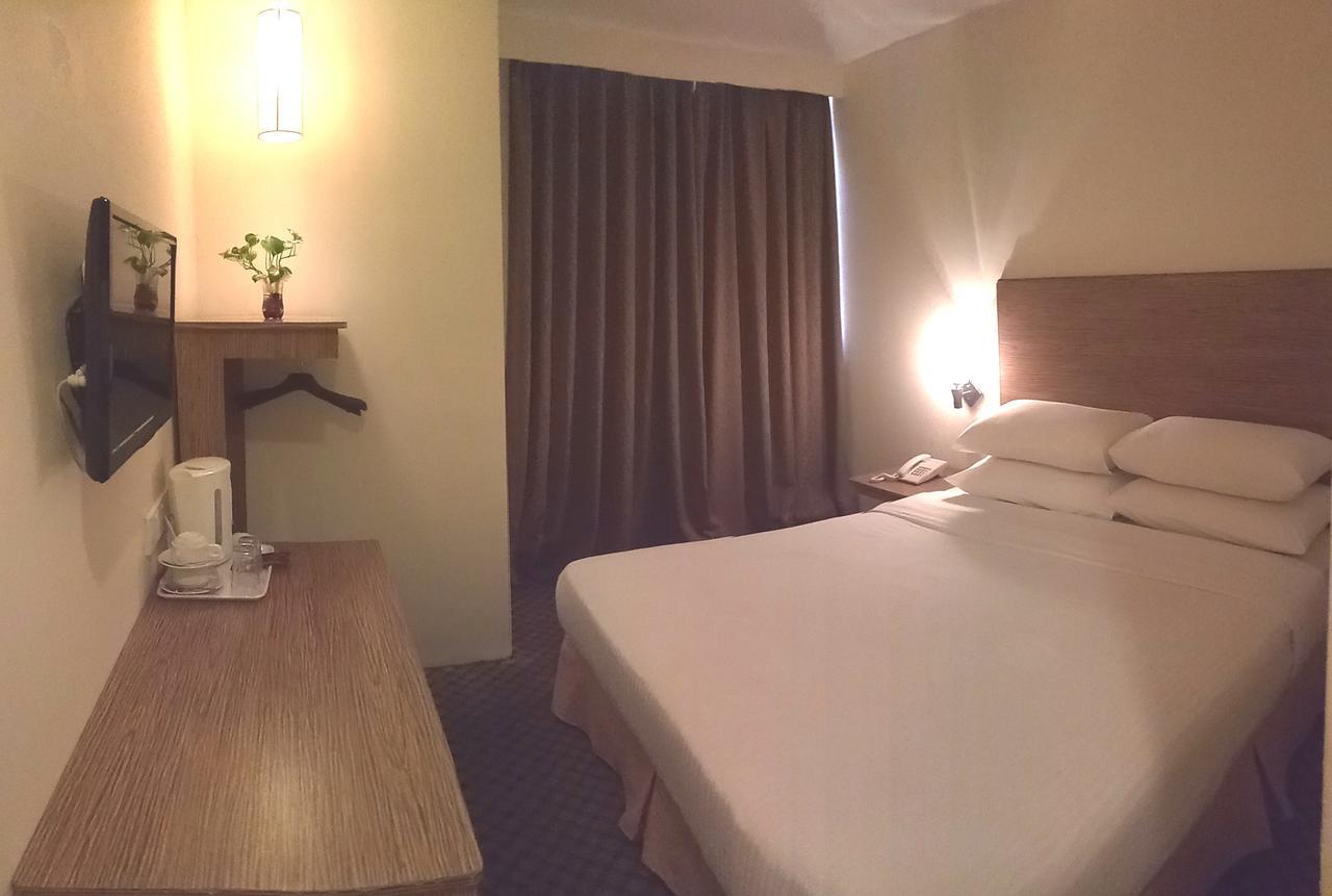 Hotel Sri Sutra - Bandar Sunway 3 Petaling Jaya Exterior photo