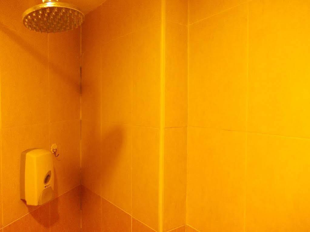 Hotel Sri Sutra - Bandar Sunway 3 Petaling Jaya Exterior photo